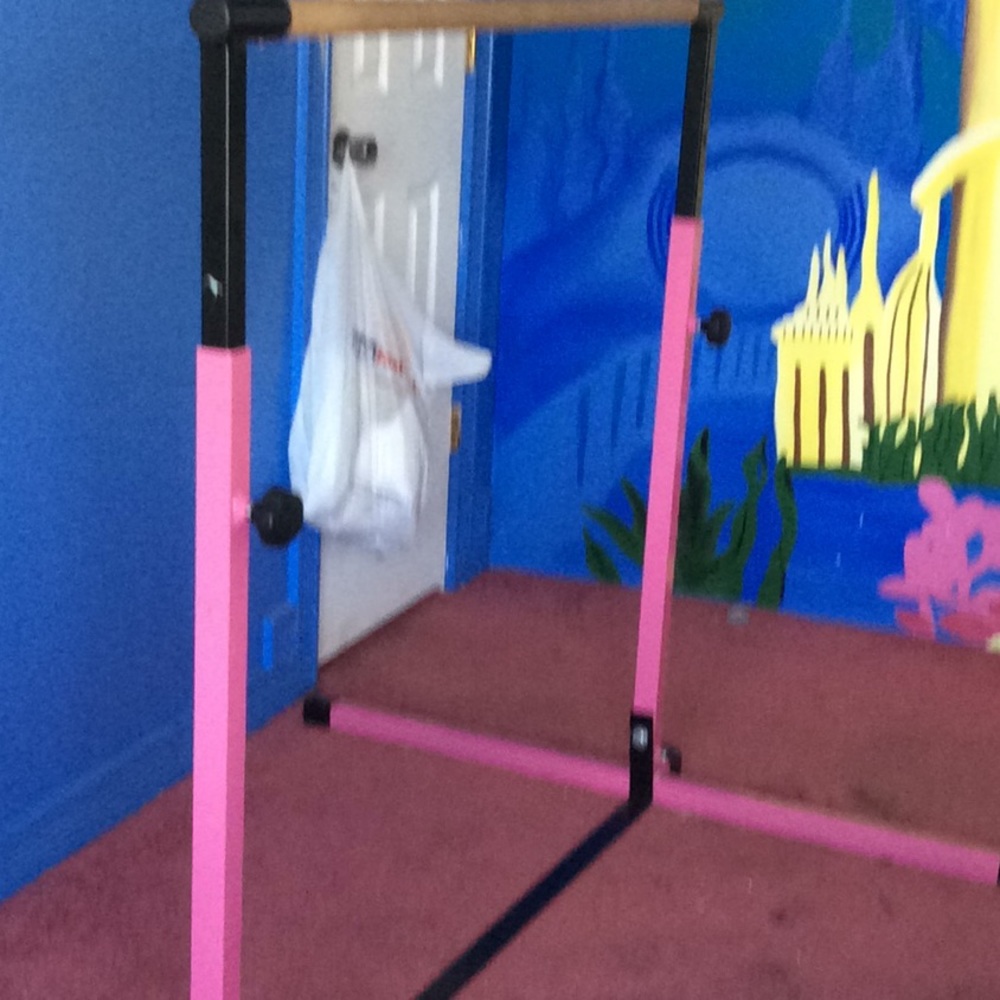 What this gymnastics bar